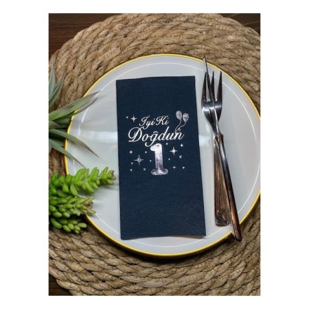 Gümüş Yaldızlı Siyah Bir Yaş İyi Ki Doğdun Garson Katlama Peçete 16 lı