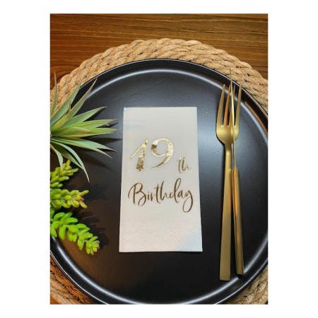 Gold Yaldızlı Beyaz On Dokuz Yaş Bırthday Garson Katlama Peçete 16 lı