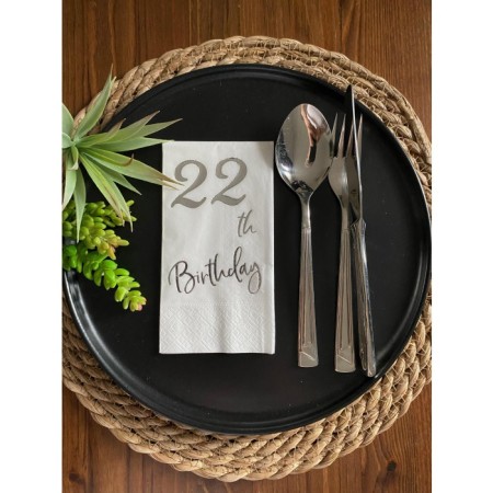 Gümüş Yaldızlı Beyaz Yirmi İki Bırthday Garson Katlama Peçete 16 lı