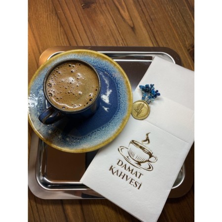 Gold Yaldızlı Beyaz Çiçekli Damat Kahvesi Cepli Peçete