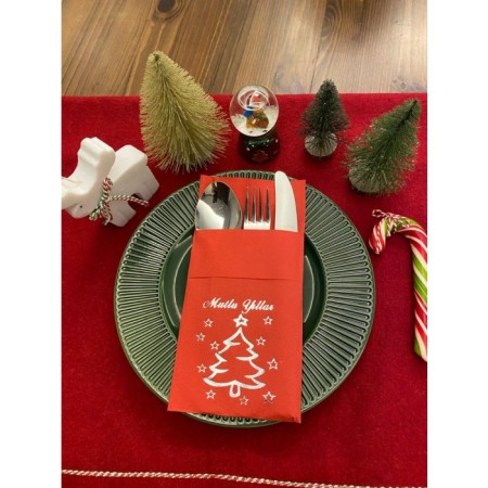 Gümüş Yaldızlı Kırmızı Mutlu Yıllar Cepli Aır Touch Peçete 12 lı 40x40