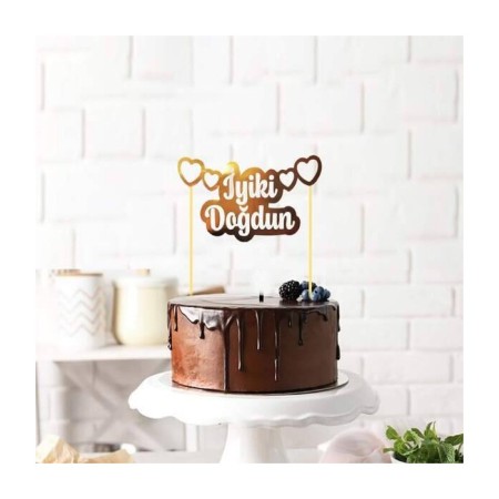 Pasta Üstü İyi Ki Doğdun Yaldızlı Gold