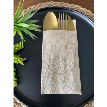 Gold Yaldızlı Kraft Kalp Çelenk Just Engaged Cepli Peçete 12 Adet 40x40