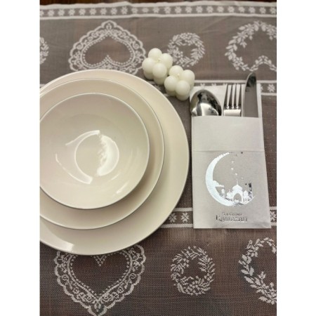 Gümüş Yaldızlı Beyaz Hoşgeldin Ramazan Yeni Ay Desenli Cepli Peçete 12 li