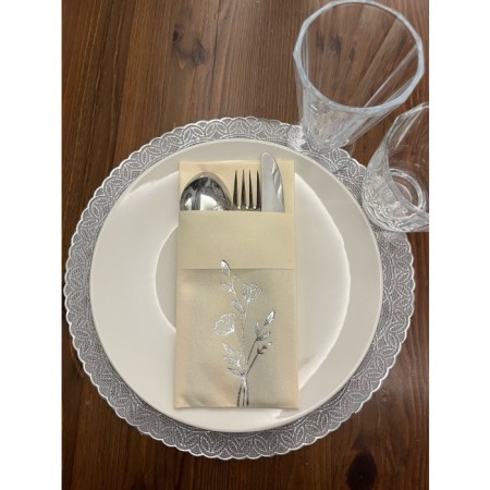 Gümüş Yaldızlı Kumaş Dokulu Air Laid Kanguru Gelincik Çiçeği Krem Cepli Peçete 6 lı