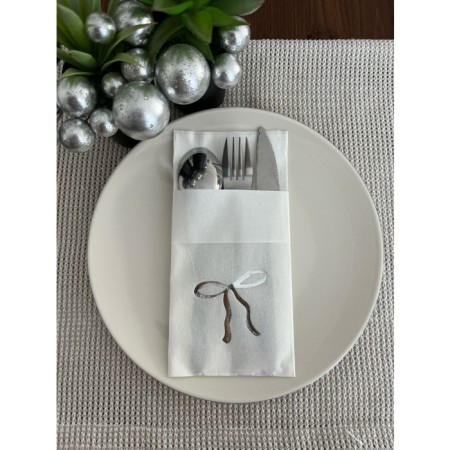 Gümüş Yaldızlı Beyaz Cepli Fiyonk Peçete 12 Adet