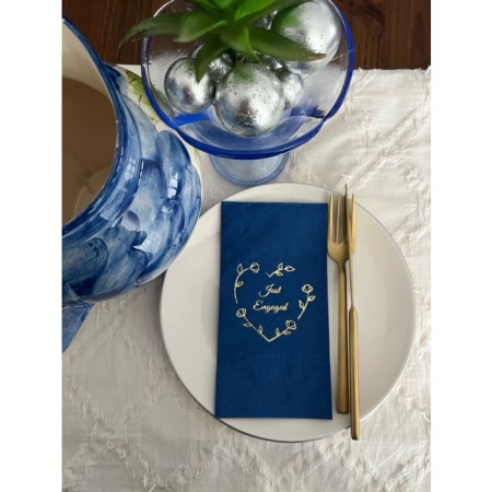 Gold Yaldızlı Bodrum Kalp Çelenk Just Engaged Peçete 16 Adet