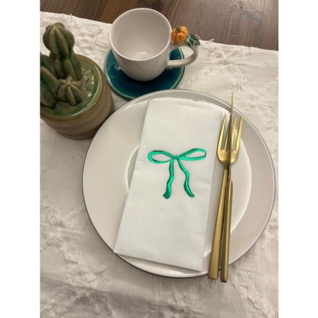 Yeşil Yaldızlı Beyaz Fiyonk Baskılı Garson Katlama Peçete 16 Adet