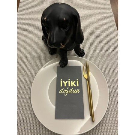 Gold Yaldızlı Gri İyi Ki Doğdun Baskılı Garson Katlama Peçete 16 Adet