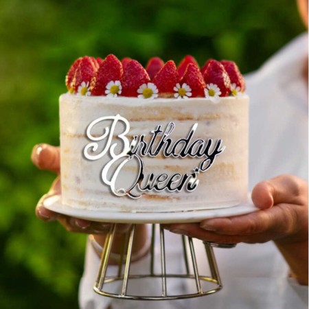 Pasta Önü Pleksi Birthday Queen Yazı Gümüş 10x6 cm
