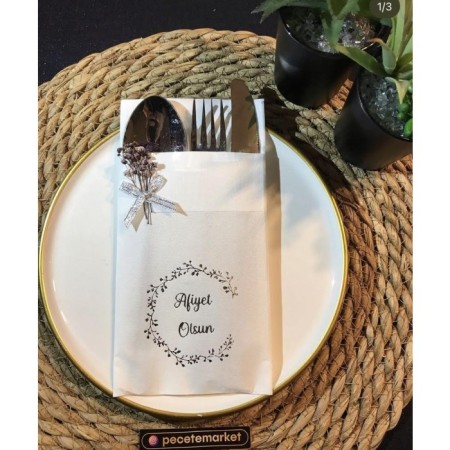 Gümüş Yaldızlı Beyaz Çiçekli Afiyet Olsun Cepli Peçete 5 Adet